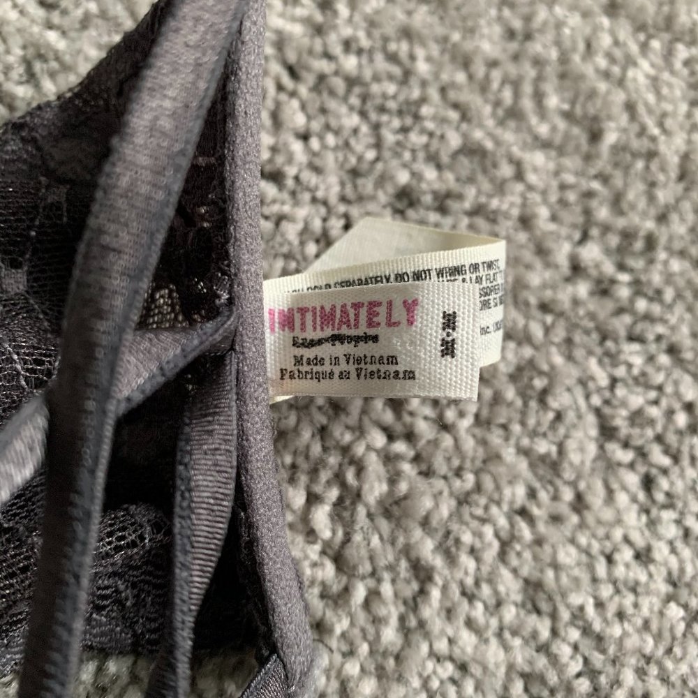 Free People essential lace strappy-back bandeau - Picture 8 of 8
